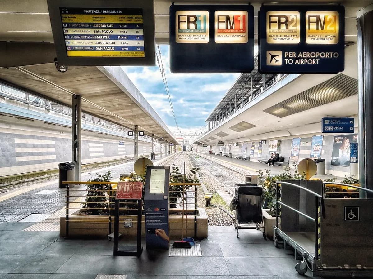 10 Essential Tips for Bari Public Transport